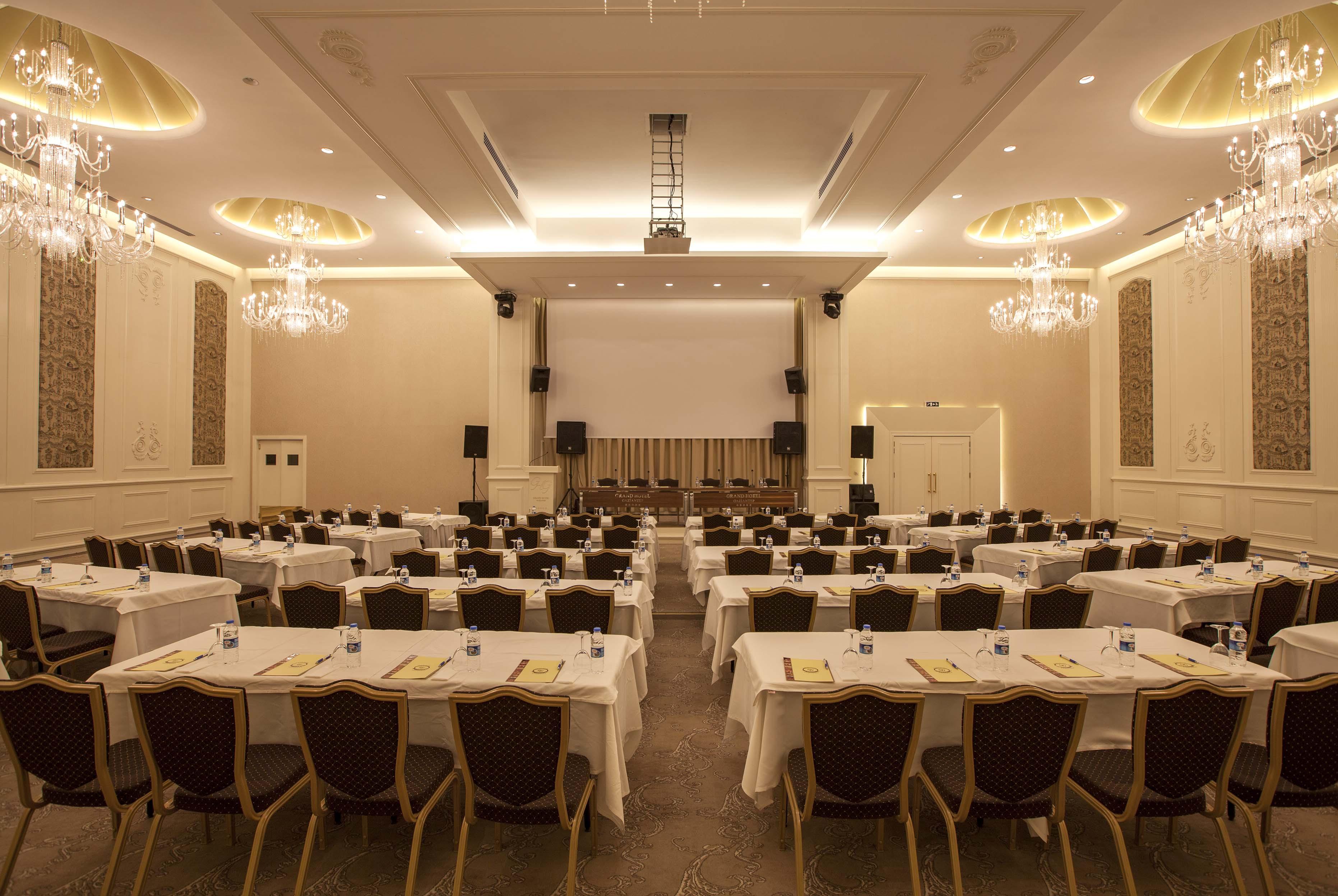 Grand Hotel Газиантеп Екстериор снимка