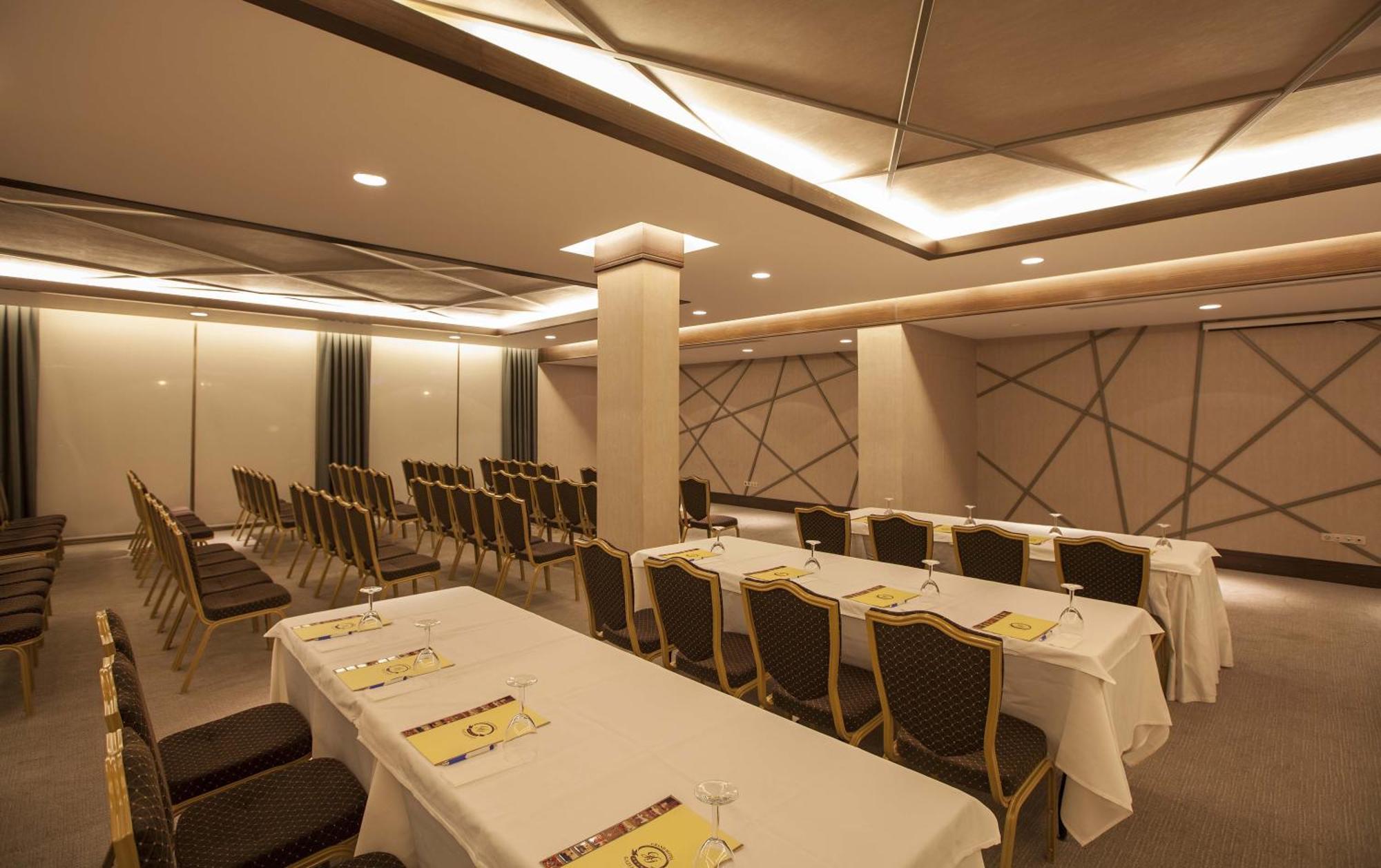 Grand Hotel Газиантеп Екстериор снимка