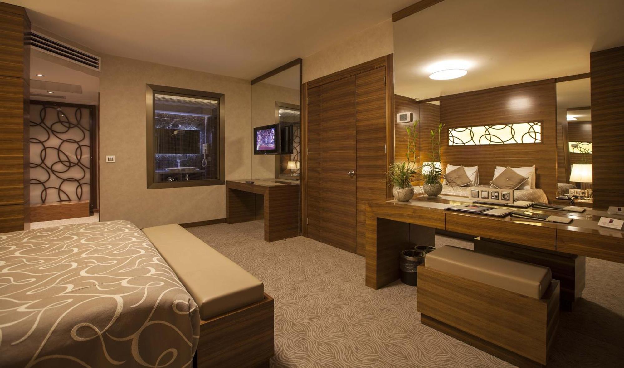 Grand Hotel Газиантеп Екстериор снимка