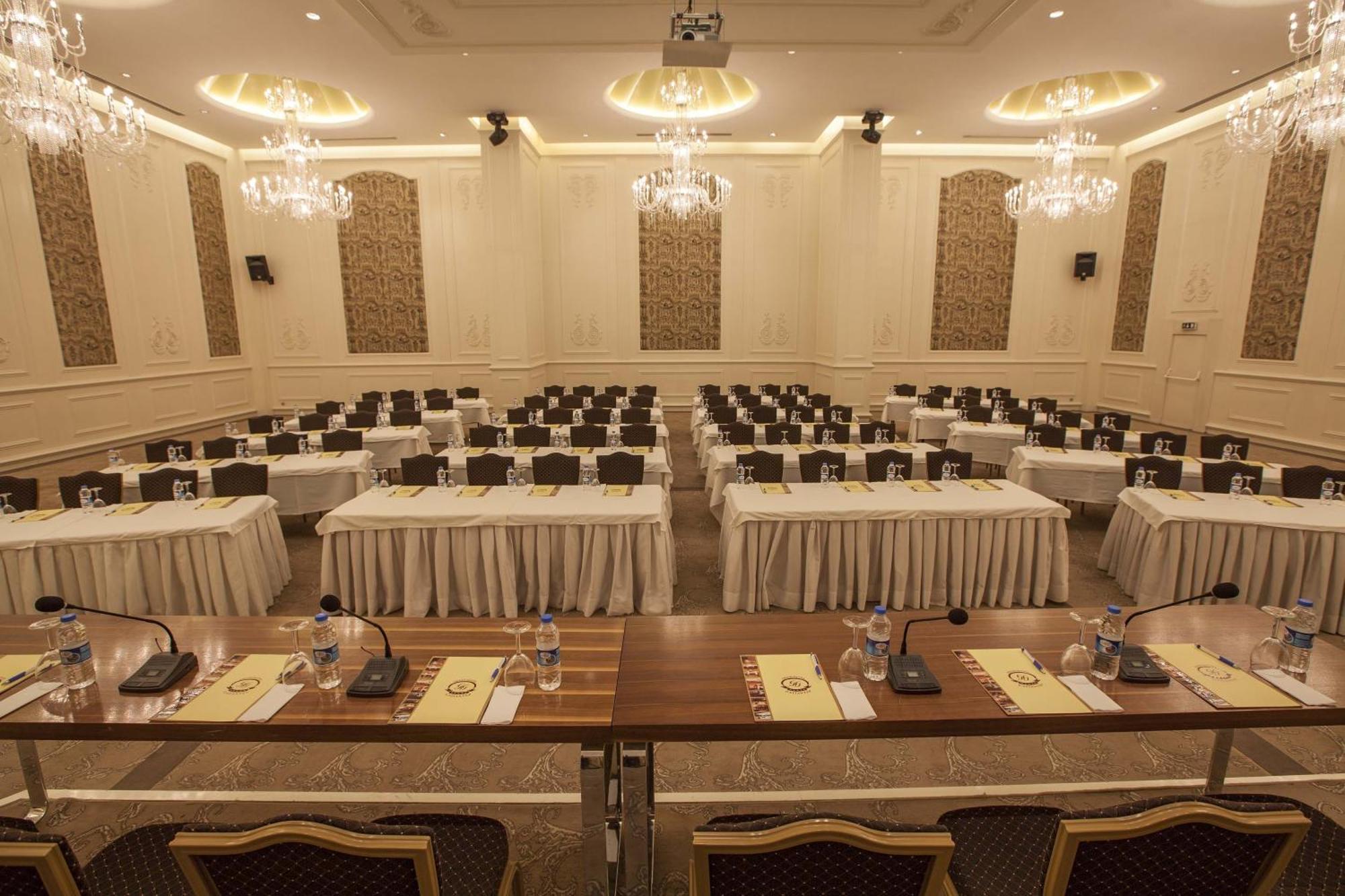 Grand Hotel Газиантеп Екстериор снимка