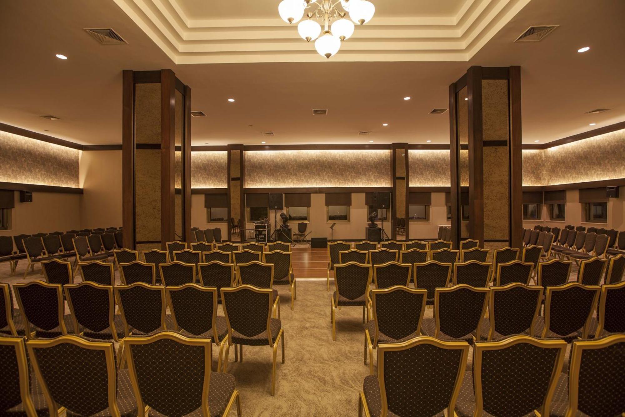 Grand Hotel Газиантеп Екстериор снимка